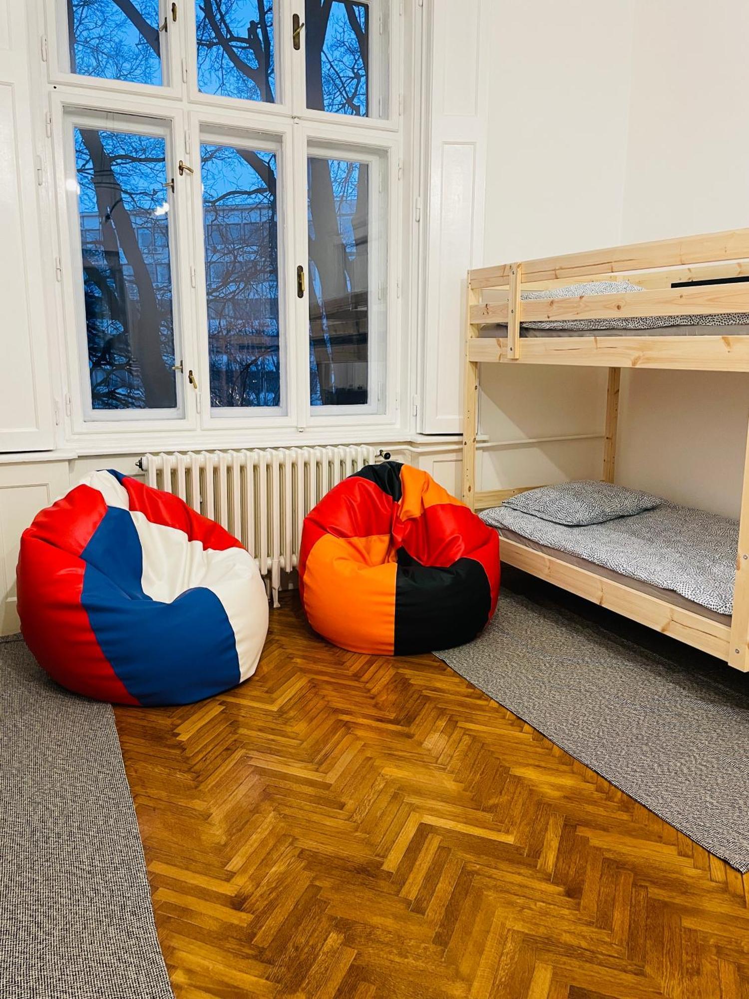 Hostel Green World Νόβι Σαντ Εξωτερικό φωτογραφία