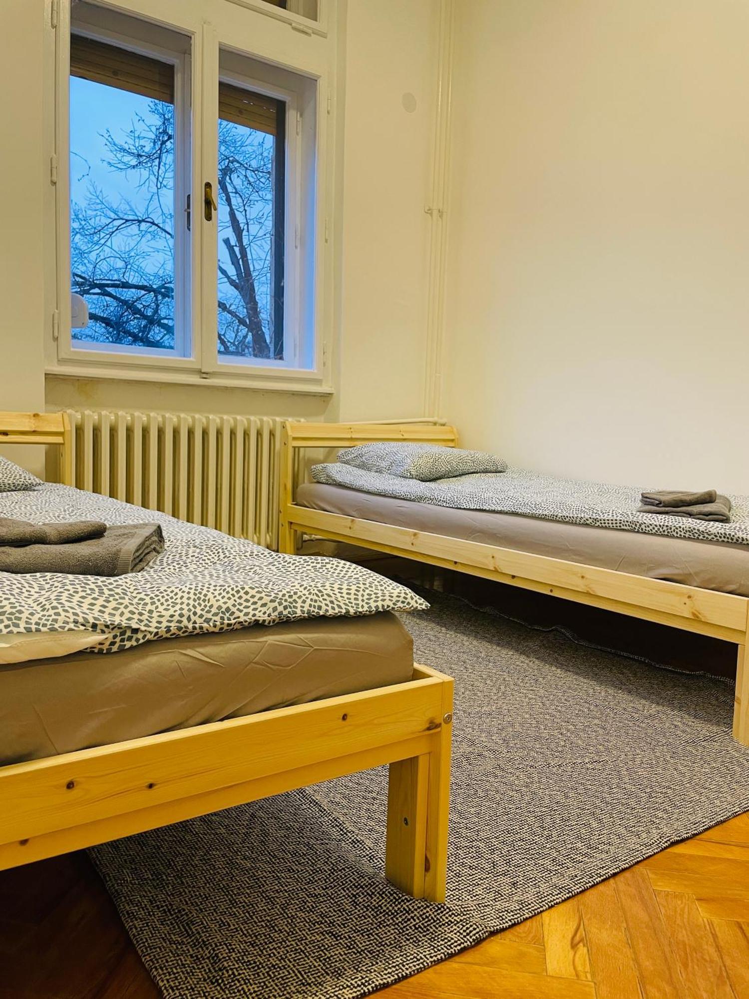 Hostel Green World Νόβι Σαντ Εξωτερικό φωτογραφία