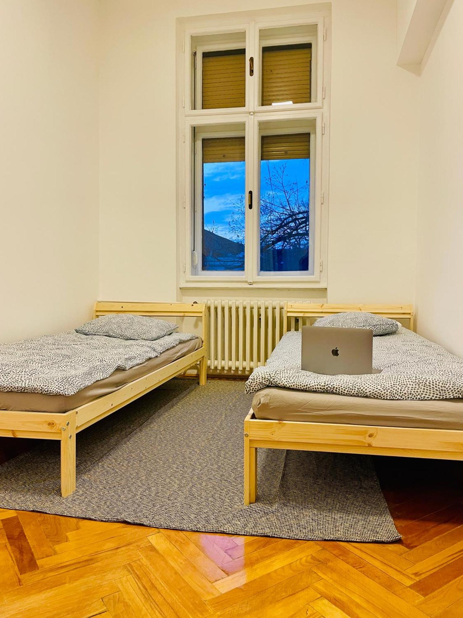 Hostel Green World Νόβι Σαντ Εξωτερικό φωτογραφία